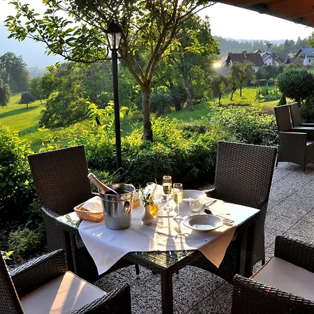 Nature Lukanc Hotel 3*