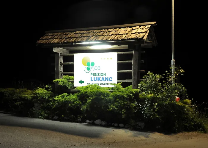 Nature Lukanc Ξενοδοχείο 3*